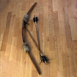 Traditional Wooden Bow and Arrows Set